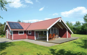 Beautiful Home In Oksbøl With Sauna